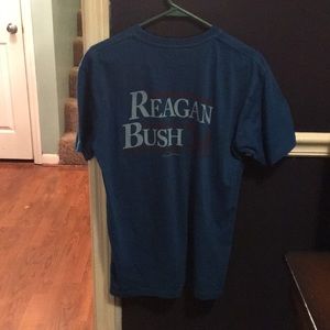 Rowdy Gentleman pocket tee size medium